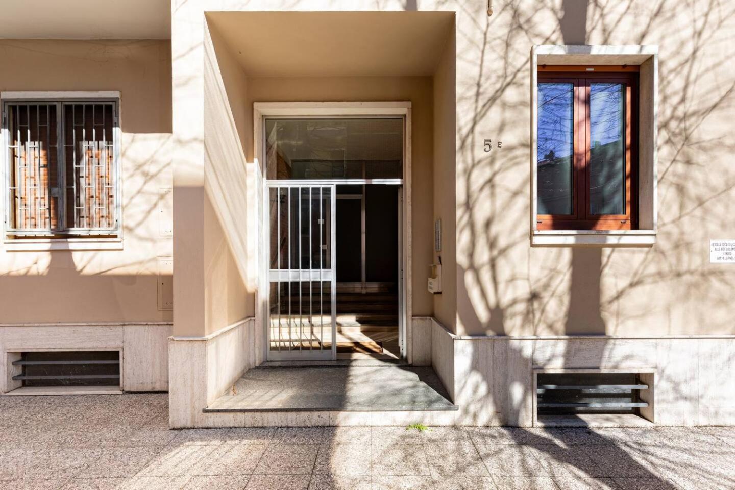La Piazzetta Apartment Piacenza Luaran gambar